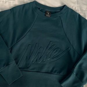 Blue/green nike dri-fit workout sweatshirt/crewneck